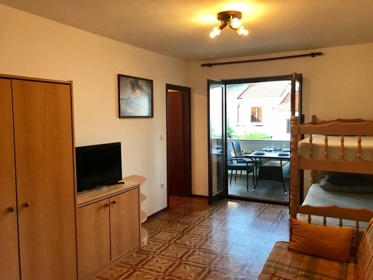 באסקה Apartmani Lisac מראה חיצוני תמונה